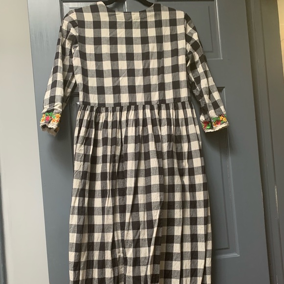 Dress - Picture 2 of 2